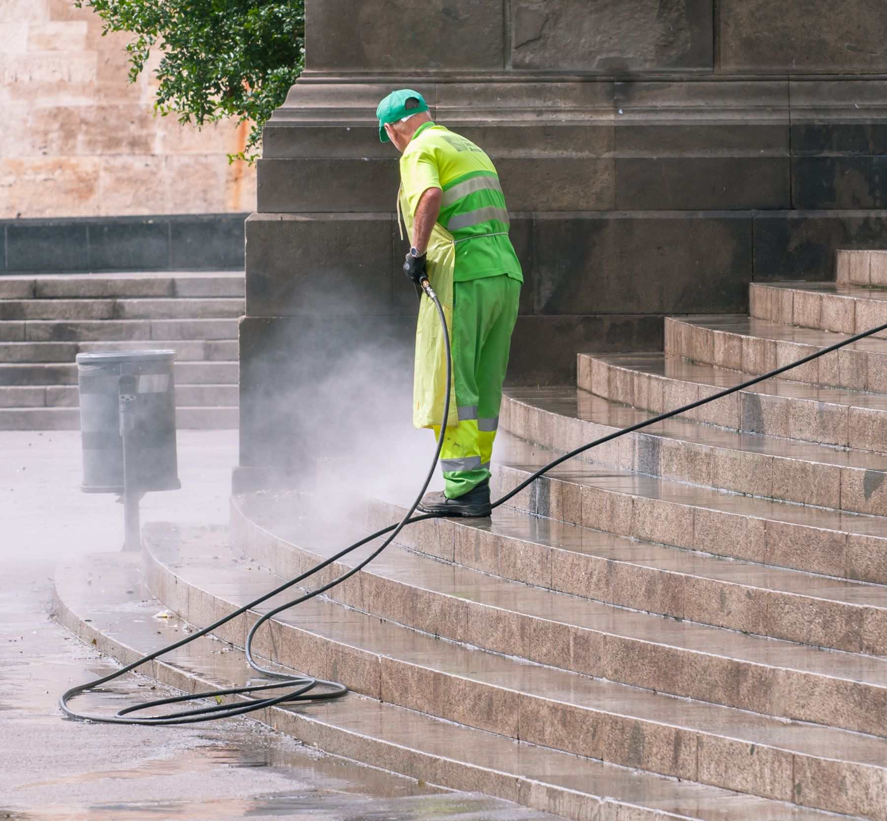 Driveway and Concrete Cleaning