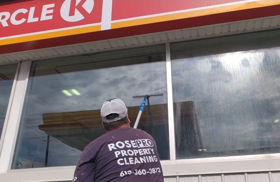 Storefront Window Cleaning